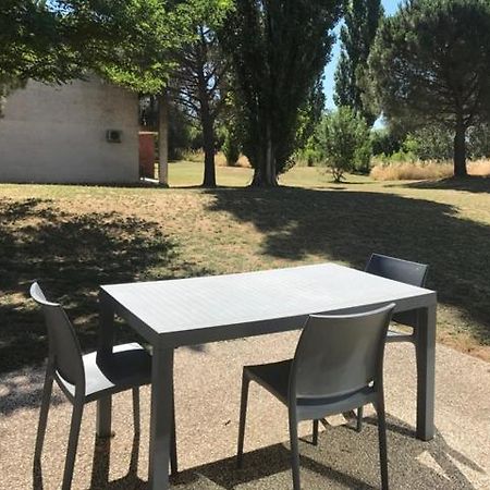 Appartement Arles, Au Calme Proche De La Camargue 6 Ngoại thất bức ảnh