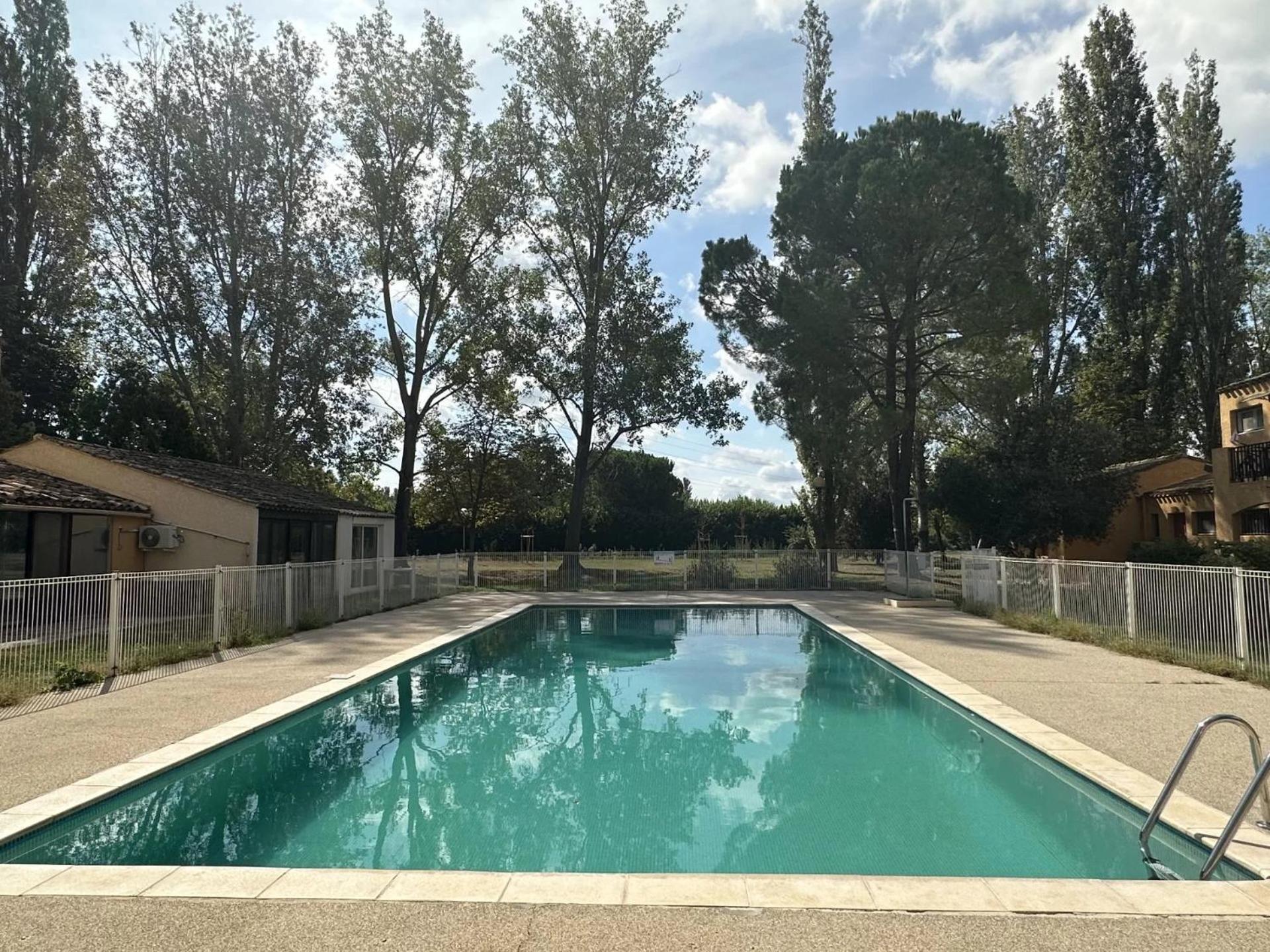 Appartement Arles, Au Calme Proche De La Camargue 6 Ngoại thất bức ảnh